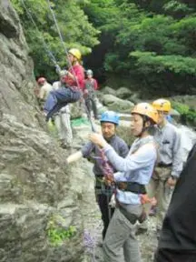 モミソ沢懸垂岩にて