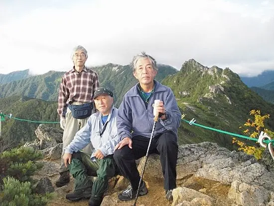 餓鬼岳を下る朝 餓鬼岳を下る朝
